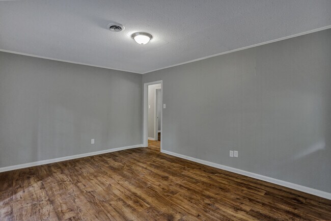 Building Photo - Beautiful Home for Lease!
