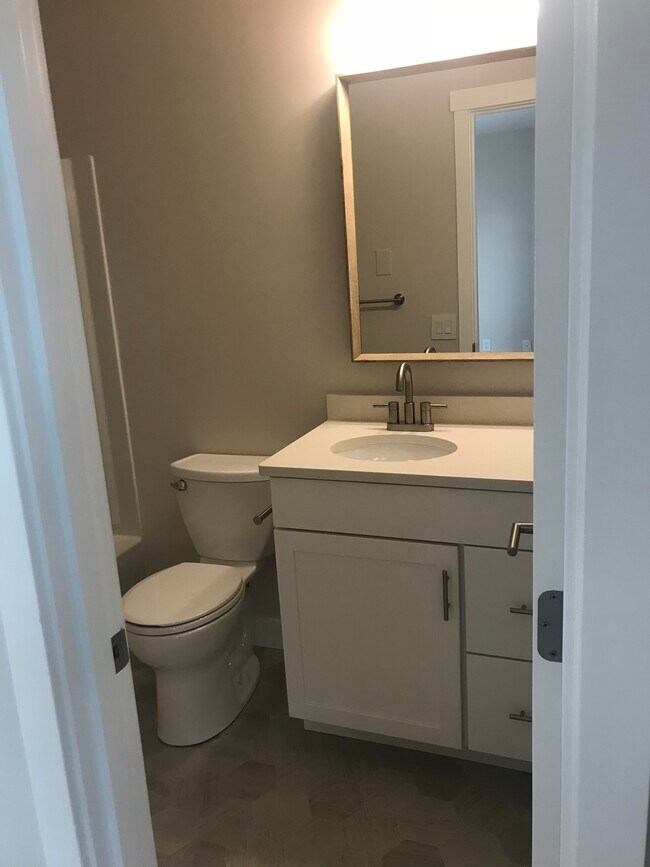 4511 Folker St Unit 8A, Anchorage, AK 99507 Condo for Rent in