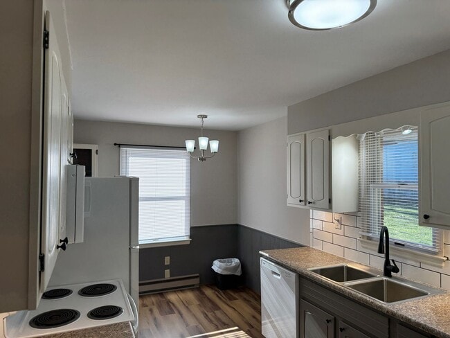 Building Photo - 5473 Orchard Dr