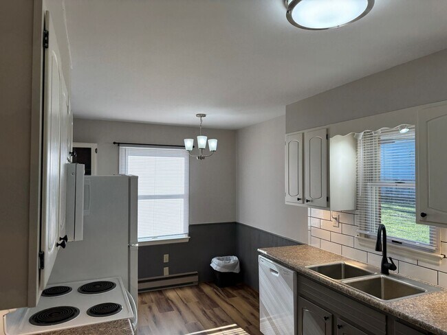 Foto del edificio - Charming 2-Bedroom Home for Rent in Timberville, VA