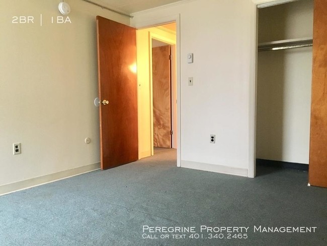 Building Photo - 2 bedroom in Pawtucket RI 02860