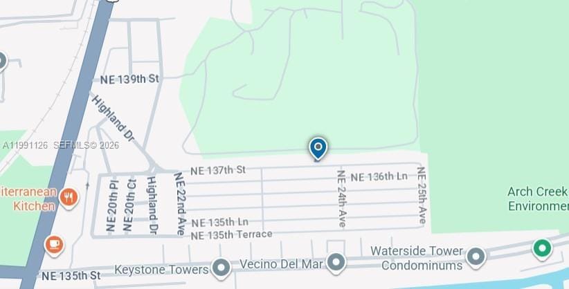 Foto del edificio - 2375 NE 137th St