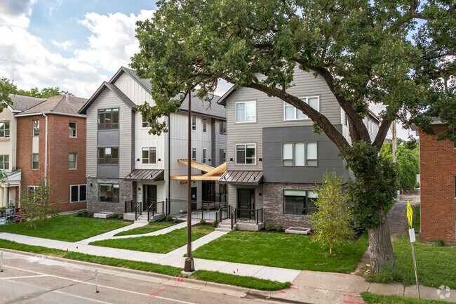 Foto del edificio - 509-511 10th Ave SE