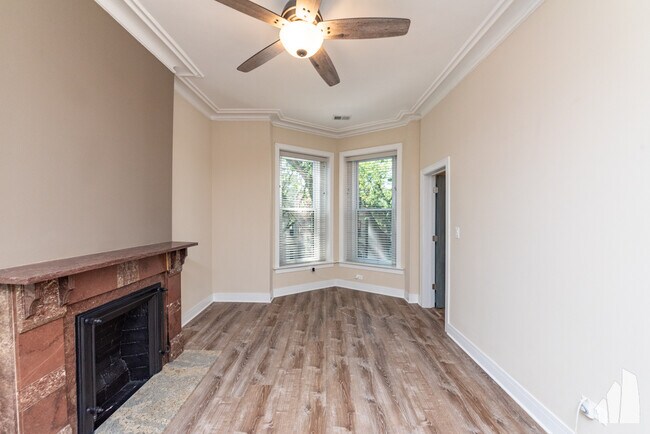 Foto del edificio - 1446 W Lexington St