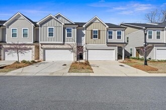 Building Photo - 440 Millsap Wy