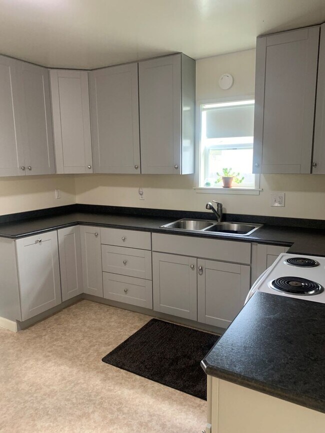 Foto del edificio - Clean 2 bedroom home