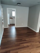 Building Photo - 1208 7th Ave N