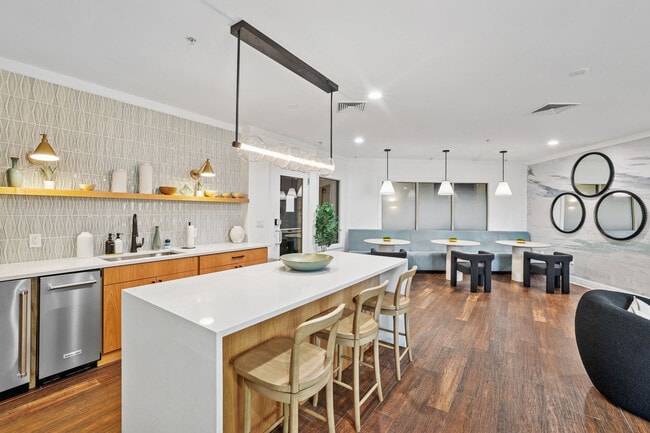 Rutherford Station apartments — community photo - Rutherford Station