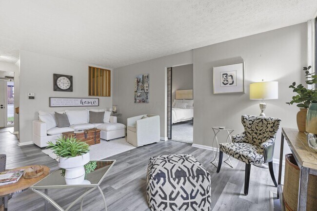 Foto del edificio - 4765 Smoketalk Ln