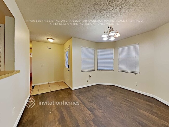 Building Photo - 613 Mayan Pl