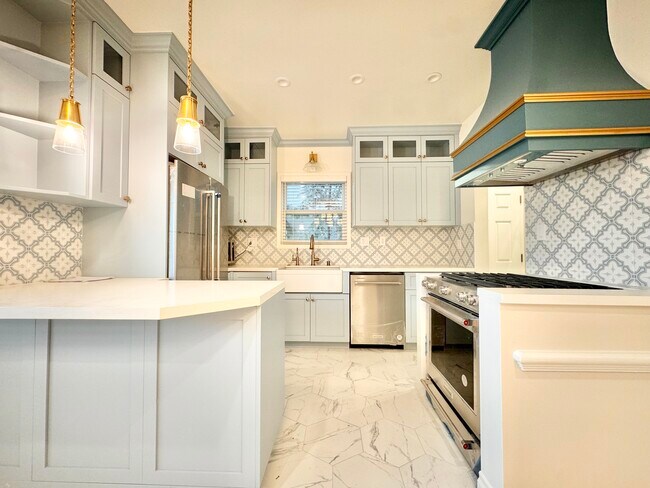 Foto del edificio - 9683 W Olympic Blvd