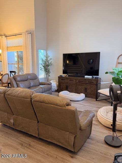 Foto del edificio - 1237 E Glenhaven Dr