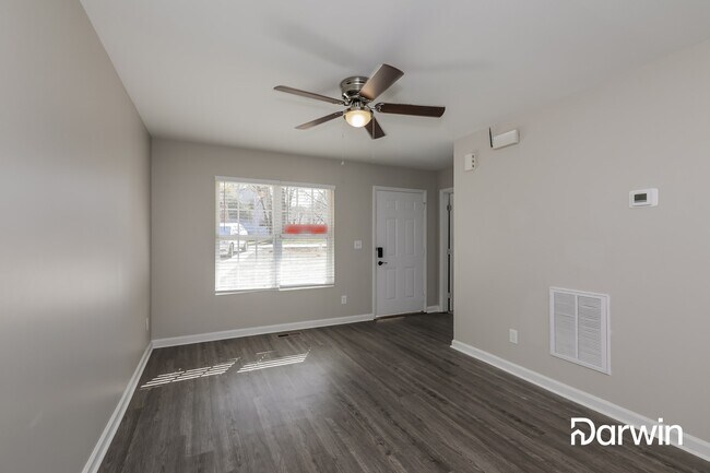 Foto del edificio - 3409 Durham Ln