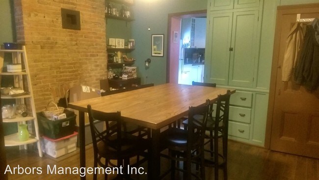 Foto del edificio - 2 br, 1.5 bath House - 297 42nd Street