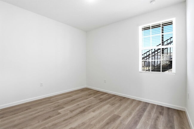Interior Photo - Venture Apartments