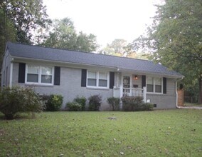 Building Photo - 2424 Glascock St