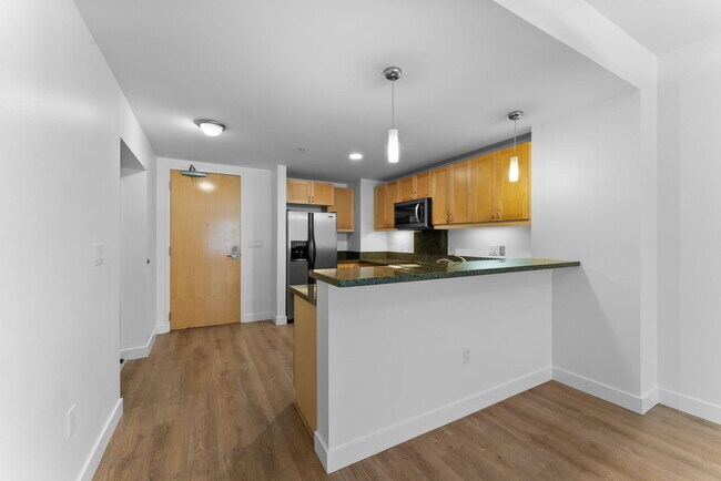 Building Photo - 1150 J St