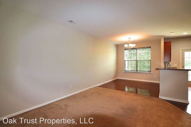 Building Photo - 3 br, 2.5 bath House - 2509 Stadium Dr.