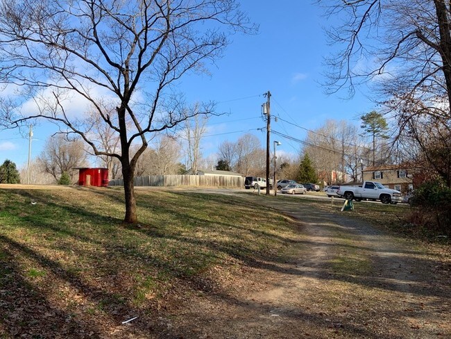 Building Photo - 3949 Applewood Ln