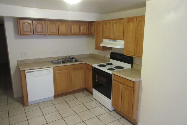 Foto del edificio - 1504 Rosemary Ln