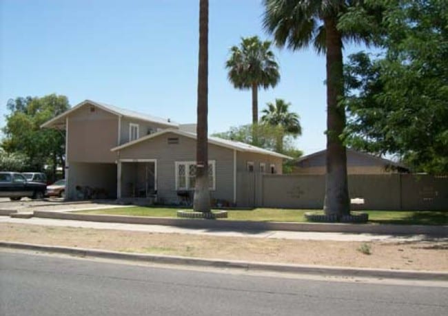 Building Photo - 6714 N 60th Ave