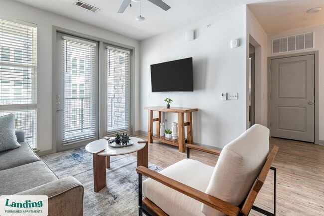 Building Photo - 1852 E Northside Dr