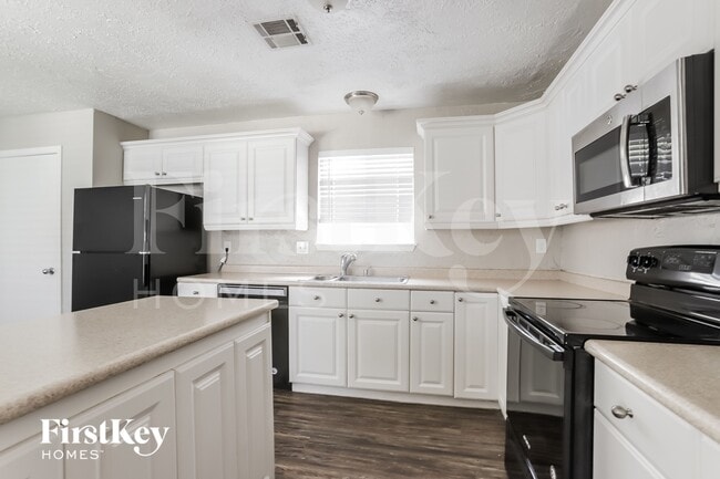Foto del edificio - 22403 Ivygate Dr