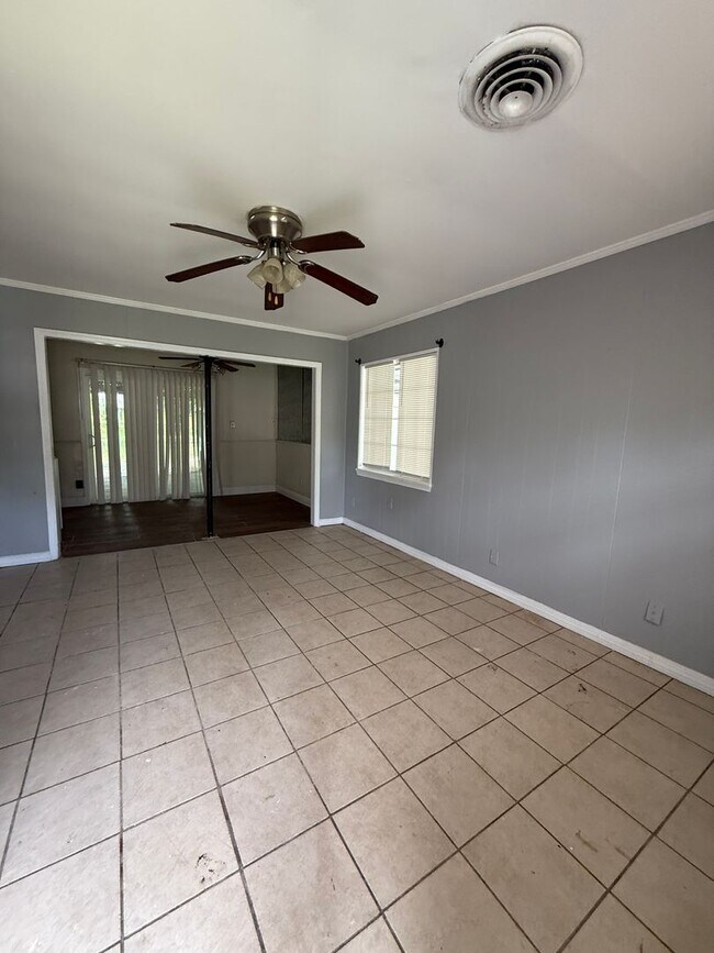 Foto del edificio - 2919 Hillcrest Ave