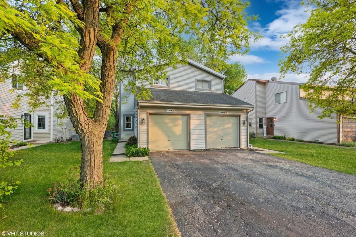 27W105 Cooley Ave, Winfield, IL 60190 Townhome Rentals in Winfield IL