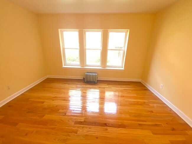 Foto del edificio - 7047 S Merrill Ave