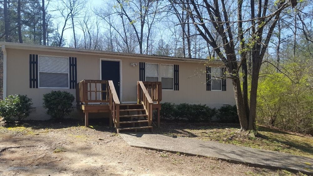 Primary Photo - 3031 Granite Dr NE