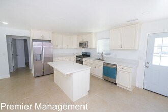 Building Photo - 605-609 Prescott Ave