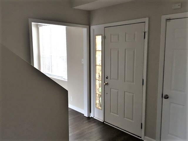 Building Photo - 8424 Foxworth Trl