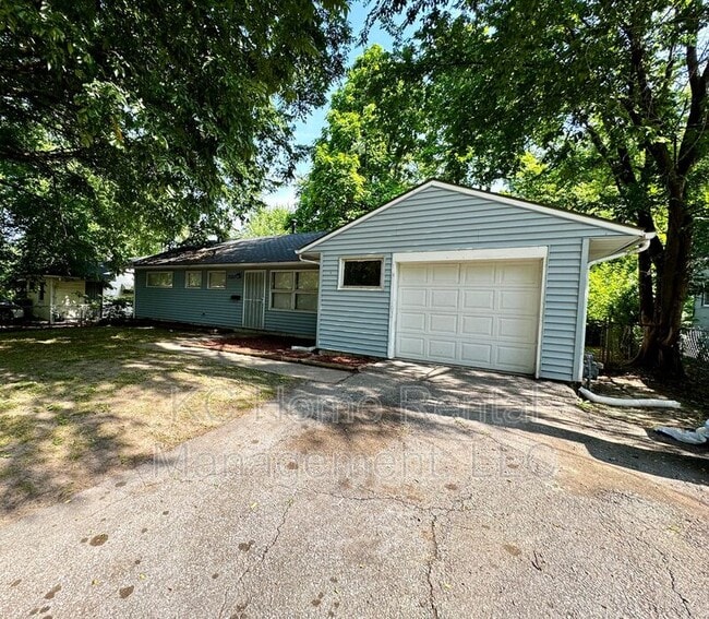 Building Photo - 7507 E 108th St