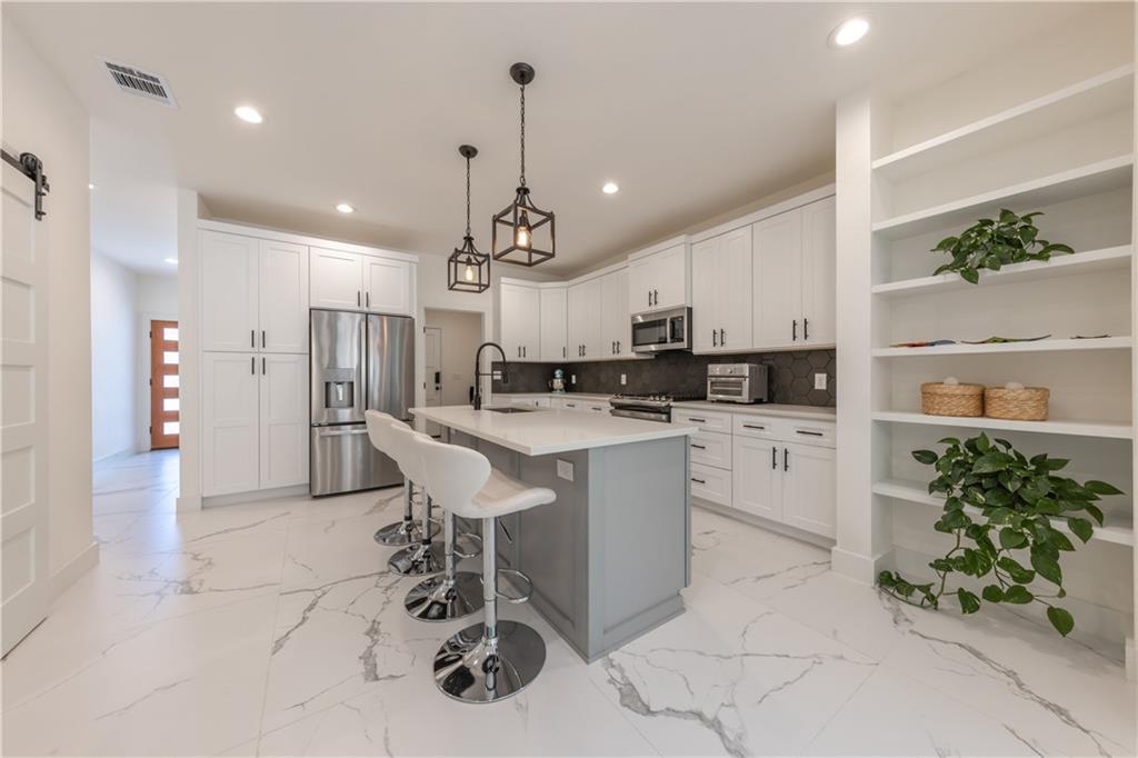 Foto principal - 1409 Greenwood Ave
