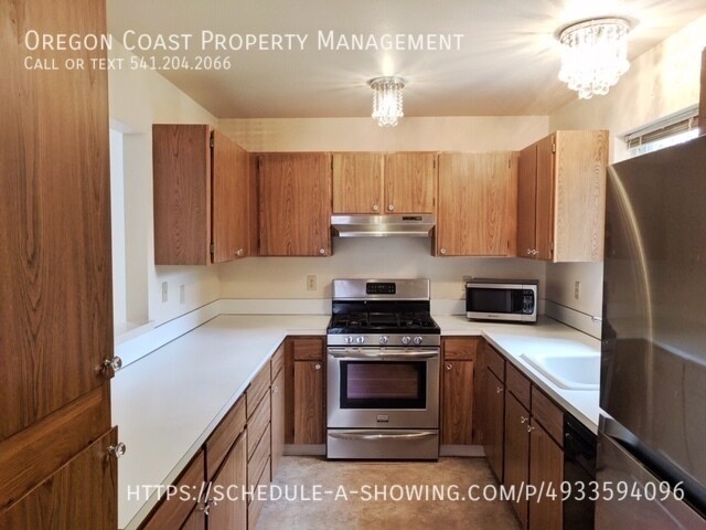 Foto del edificio - 1115 Walking Wood