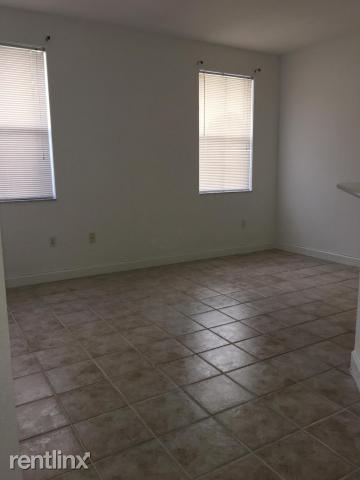Building Photo - 2130 Shoma Dr
