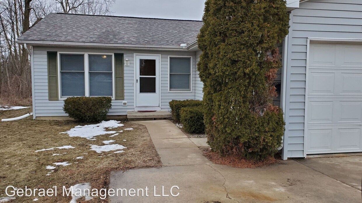 12221 Walter St, Mount Morris, MI 48458 Apartment for Rent in Mount Morris, MI