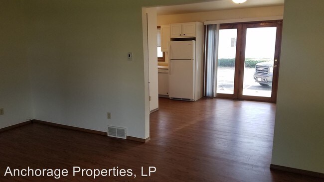 Foto del edificio - 801-807 Portside Ct