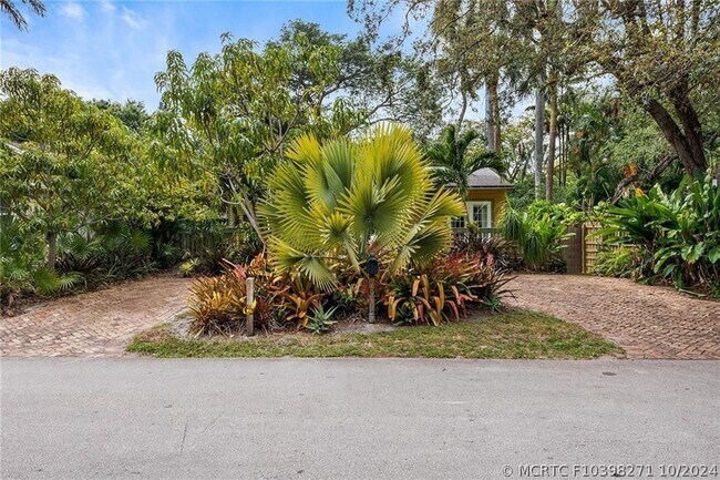 Foto del edificio - 709 SW 12th Ave