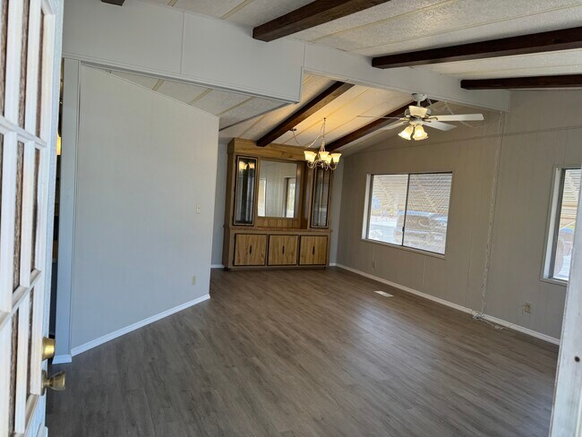 Building Photo - 59 S 72nd Pl