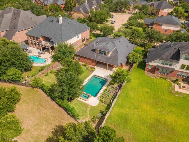 Building Photo - 2422 Monarch Terrace Dr