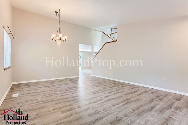 Foto del edificio - Beautiful 4-Bedroom, 2.5-Bath Home Near Pa...