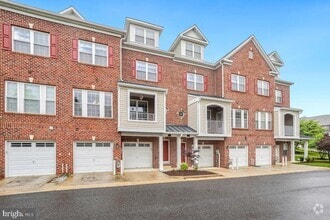 Building Photo - 5106 Shamrocks Delight Dr