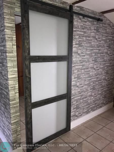 Foto del edificio - 381 NW 43rd Ct