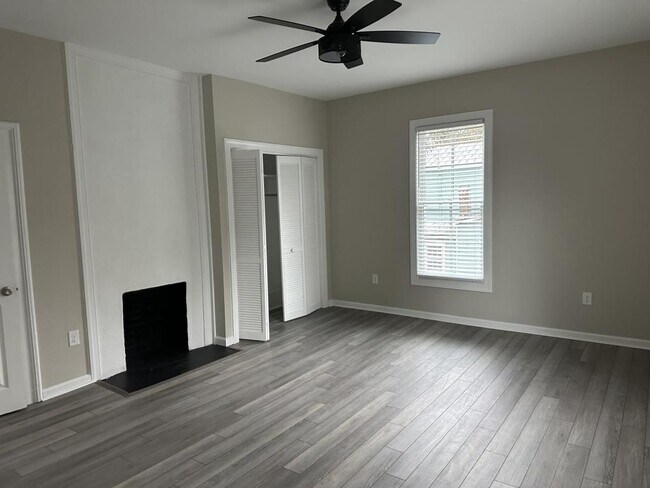 Foto del edificio - 218 College St