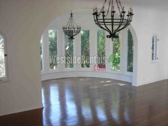 Building Photo - 6613 Cahuenga Ter