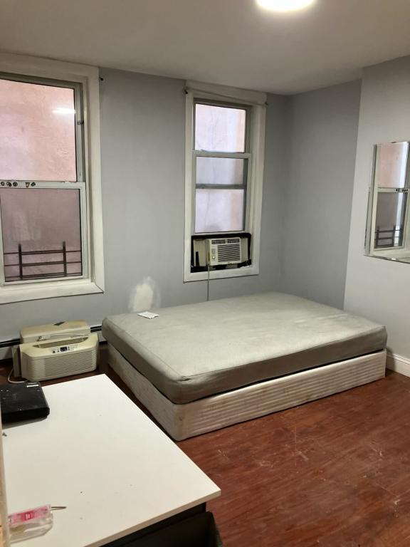 Foto del edificio - 1372 Zerega Ave