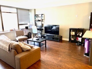 Foto del edificio - 2800 N Lake Shore Dr