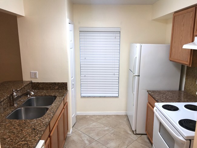 Foto del edificio - 4124 Waterside Island Ct